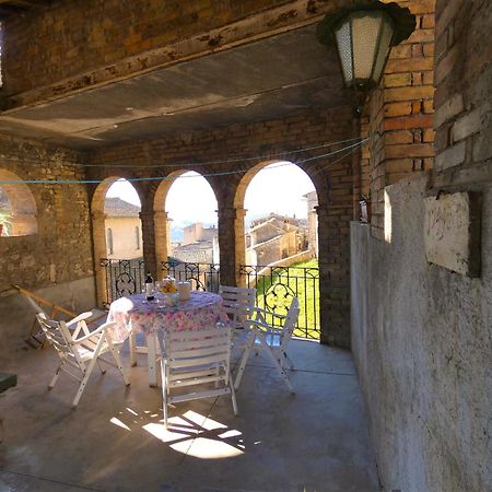 Scappo In Umbria, La Loggia Apartamento Amelia Exterior foto